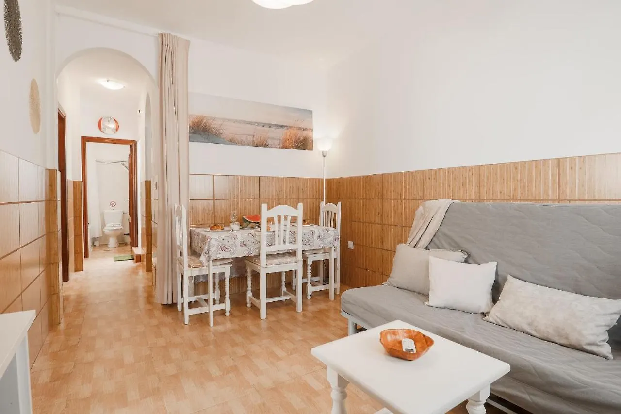 C2 - Seaside Pedregalejo 3 Bedrooms Apartment Μάλαγα